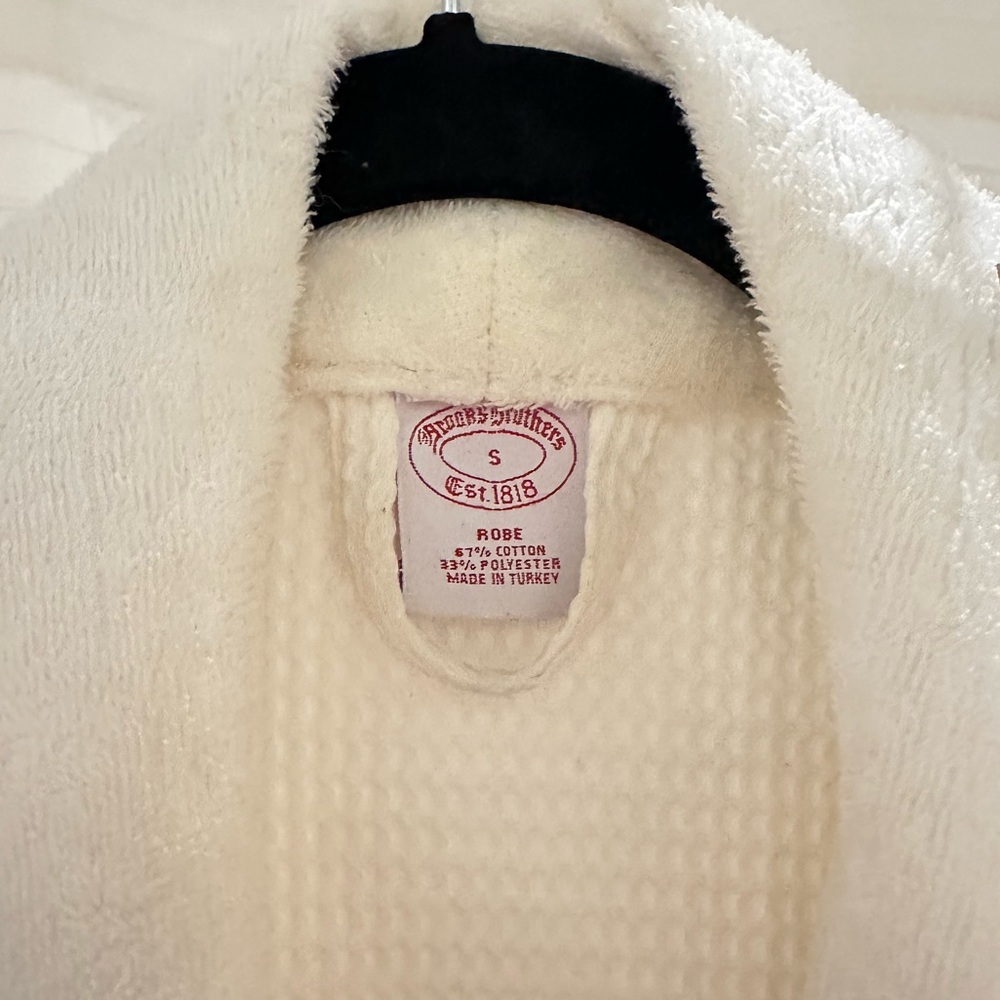 Brooks Brothers White Cream Waffle Knit Robe with dark trim | Small - Picture 2 of 7
